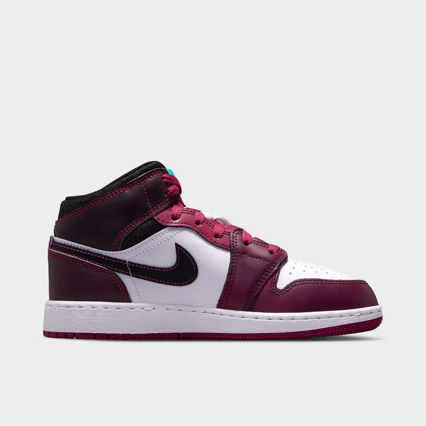 Jordan 1 Mid SE GS Betterave Sucrée / Rose du Désert - Noir Cassé