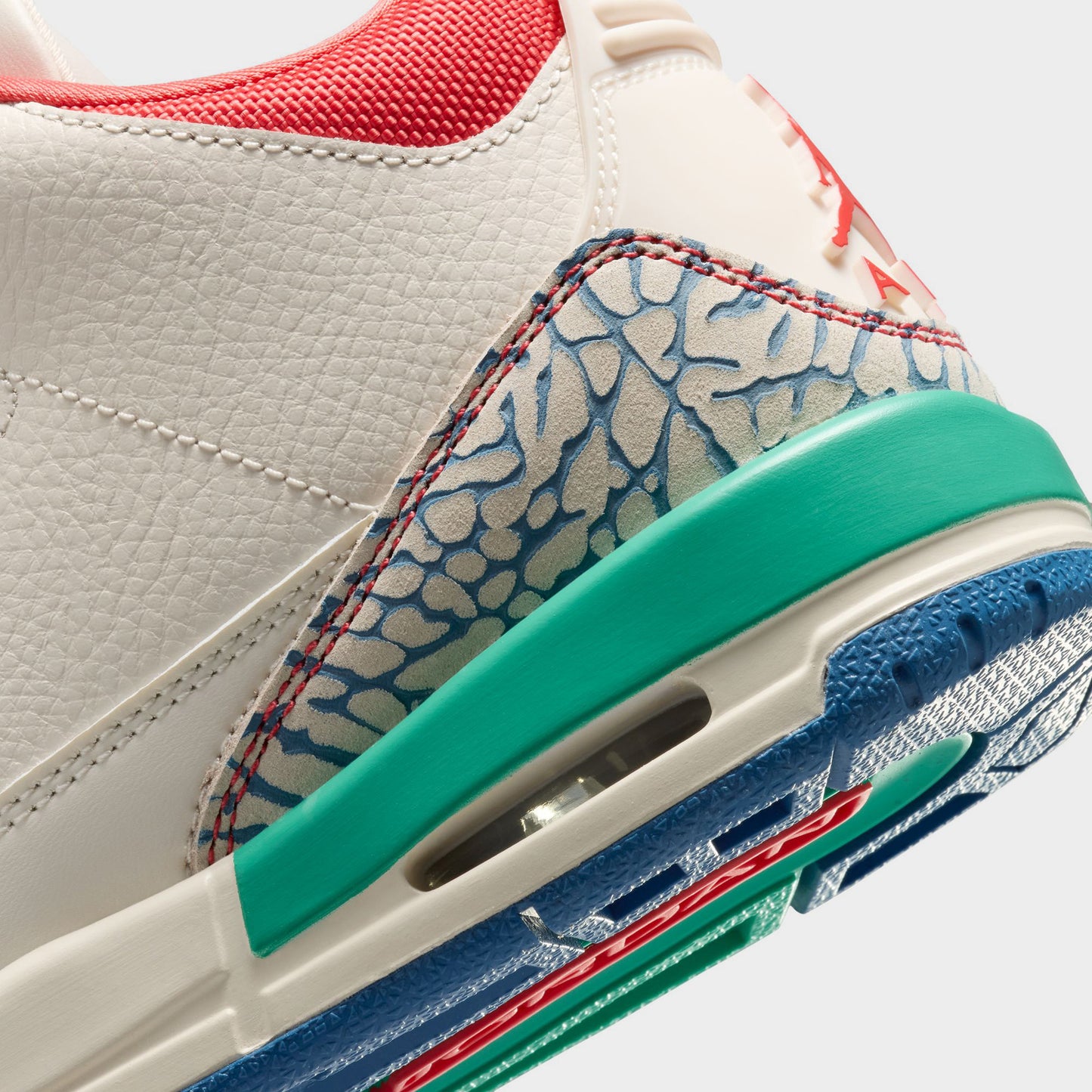 Jordan 3 Retro GS Chalk / Track Red - True Blue