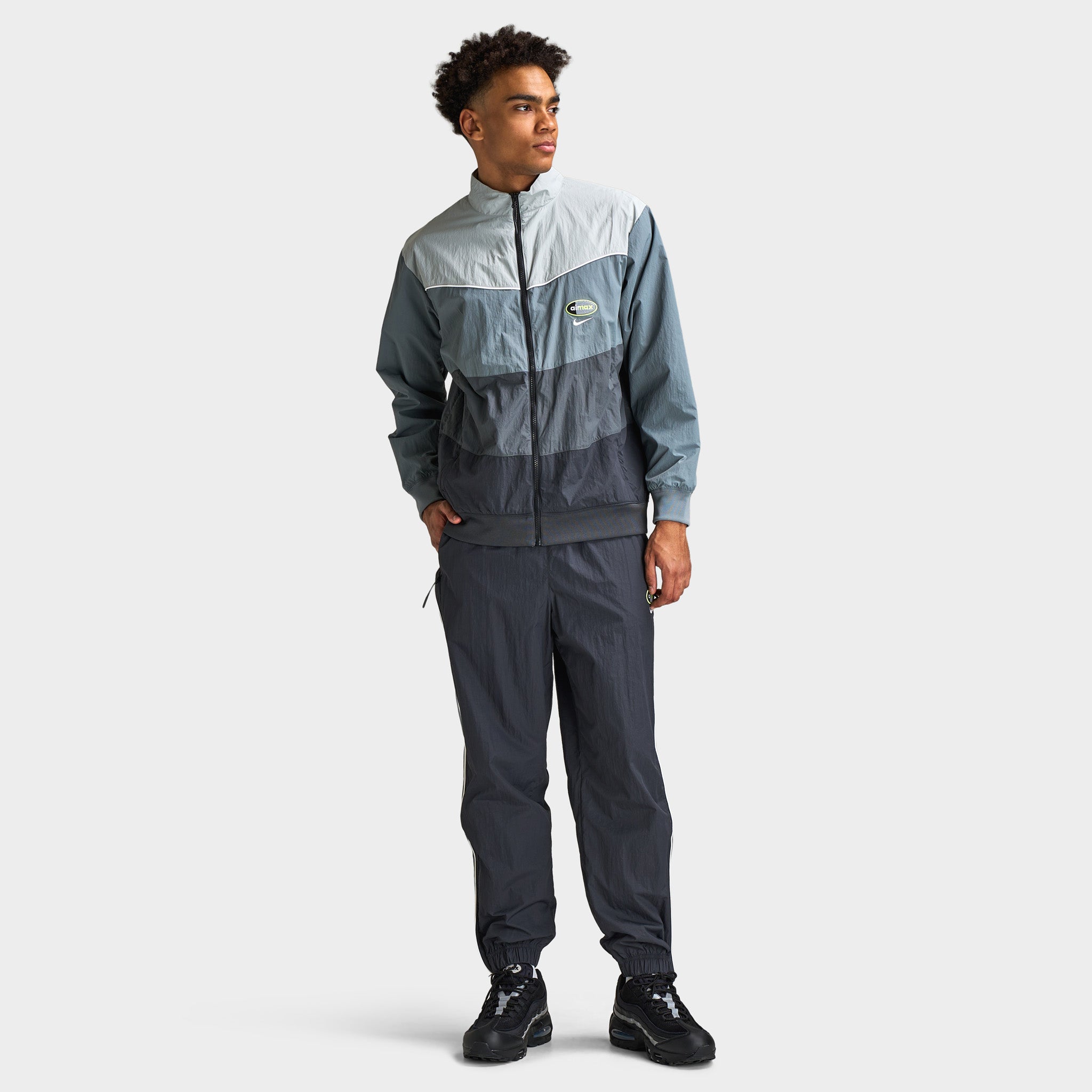 パンツ Nike Tech Pack Unlined Woven Overalls Nike Air Max 95 Woven Pants / Black – JD Sports