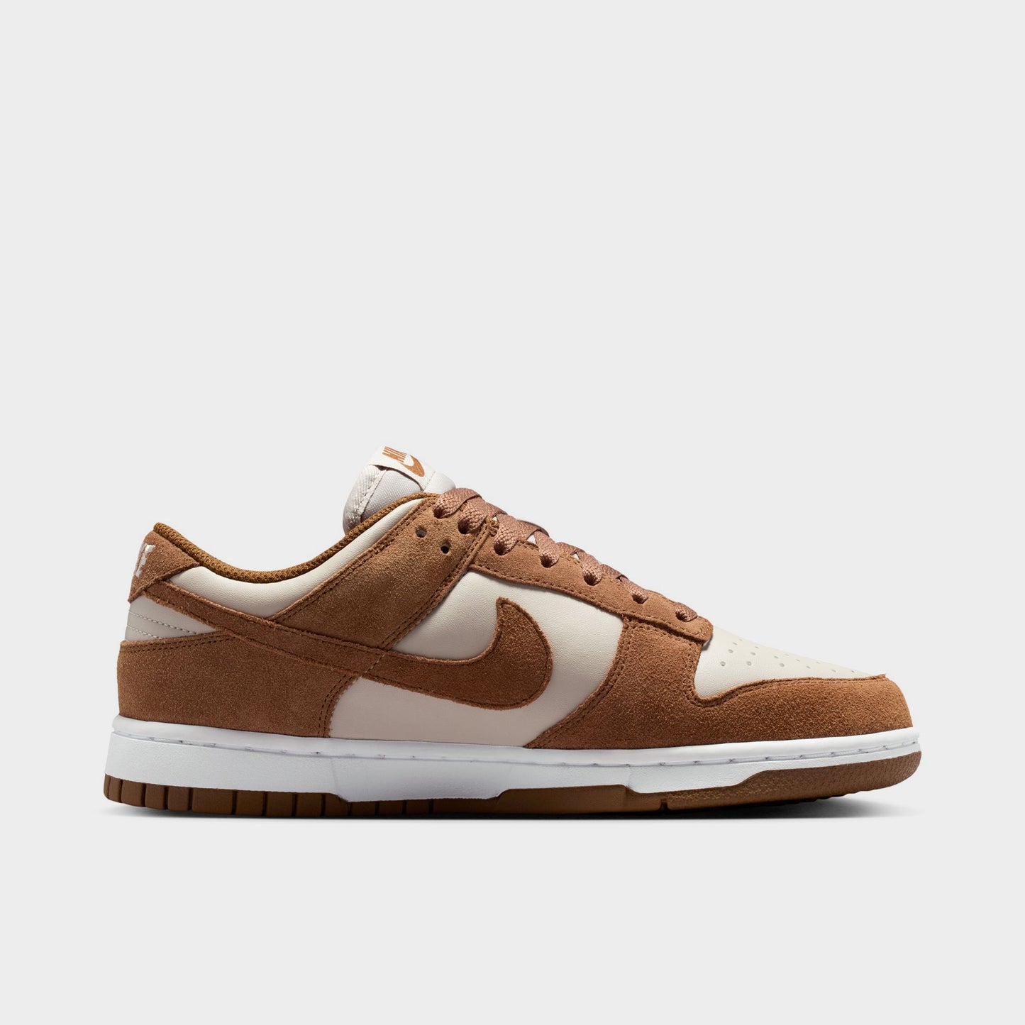 Nike Femmes Dunk Low SE British Tan / British Tan - Crème