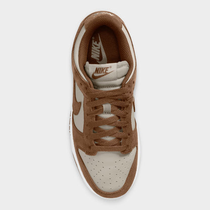 Nike Femmes Dunk Low SE British Tan / British Tan - Crème