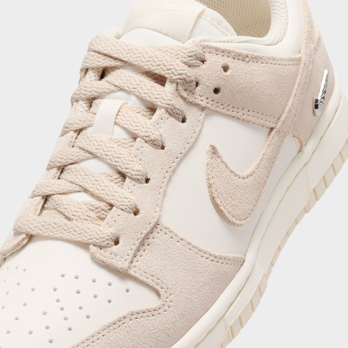 Nike Women's Dunk Low Suede Pearl White / Pearl White - Pale Ivory