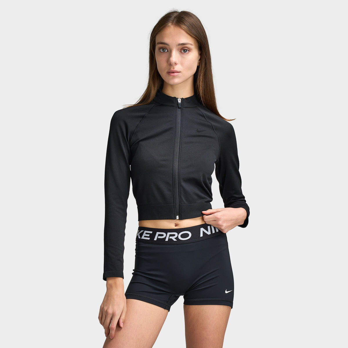 Nike Women's Pro Seamless Full-Zip Training Top / Black