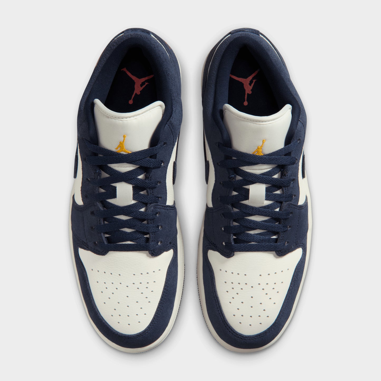 Jordan 1 Low Obsidian / University Gold