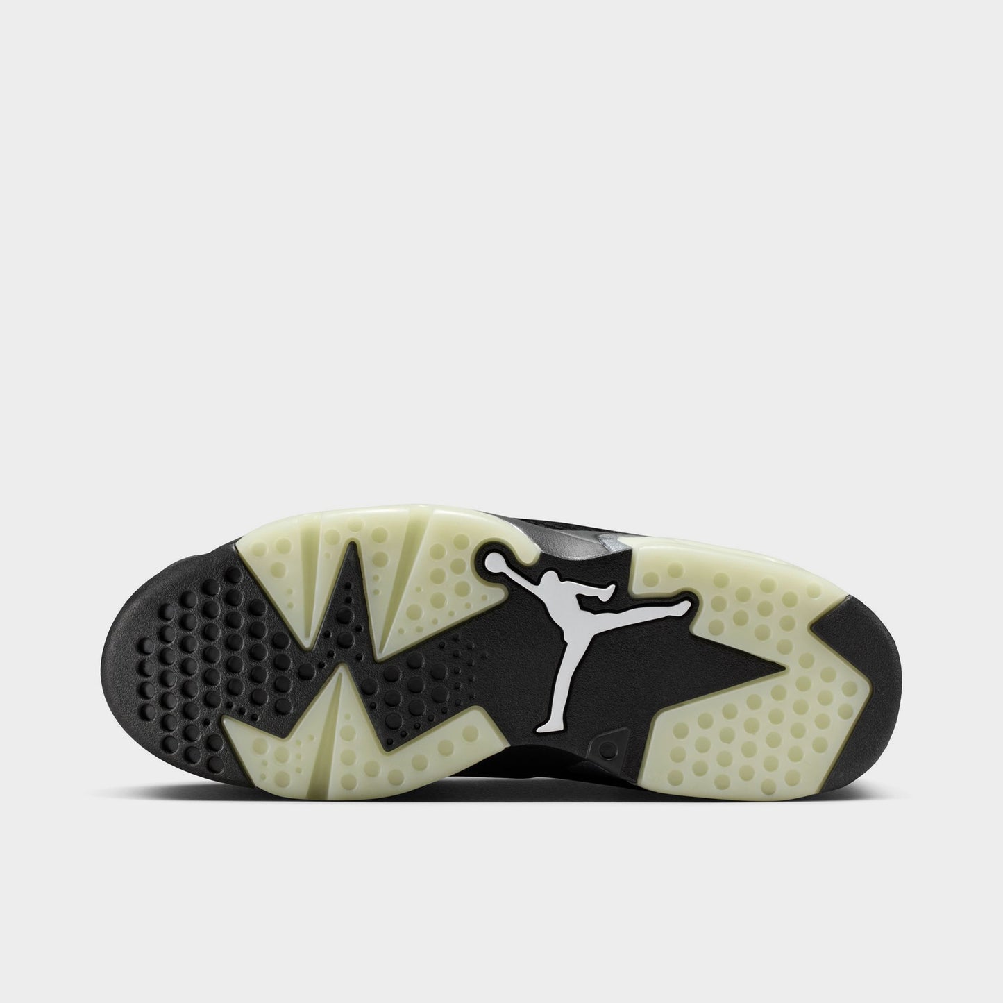 Jordan Women's 6 Retro Low Black / Black - Black