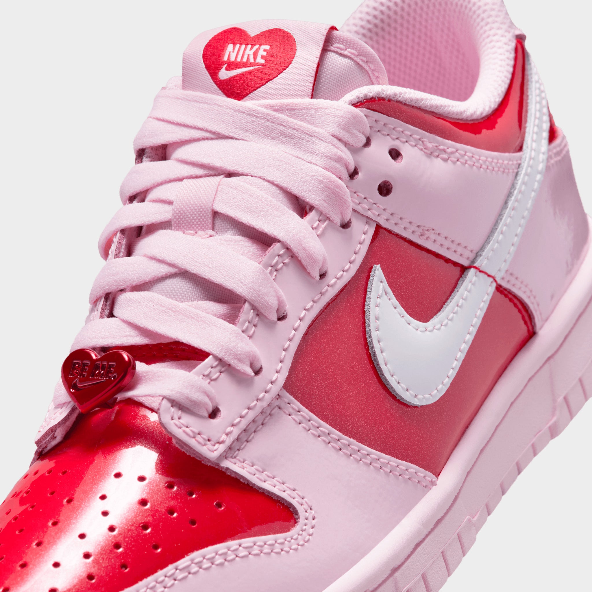 Nike Dunk Low GS Pink Foam / Summit White - Light Crimson – JD Sports