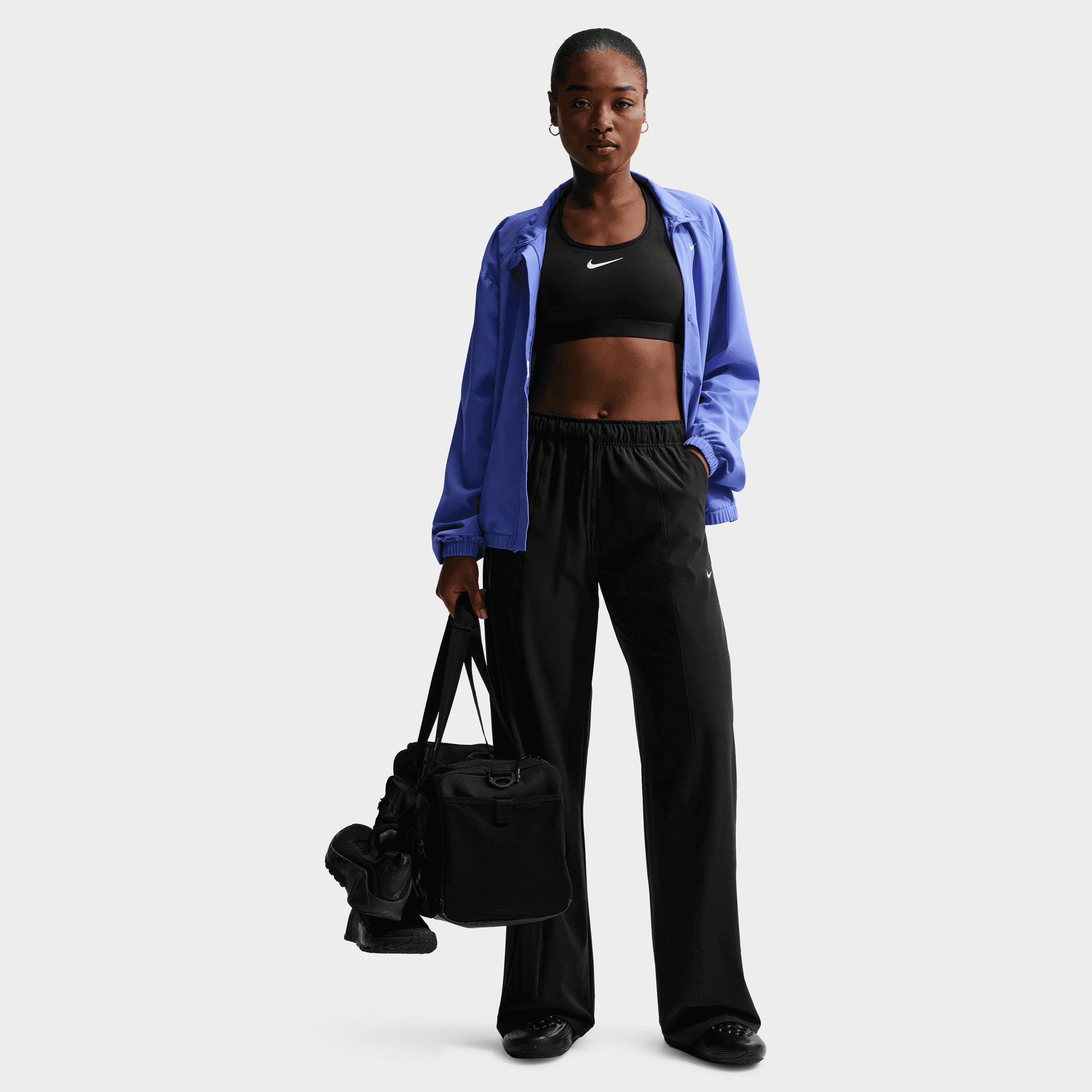 Nike One Women's Woven Wide Leg Joggers / Black – JD Sports