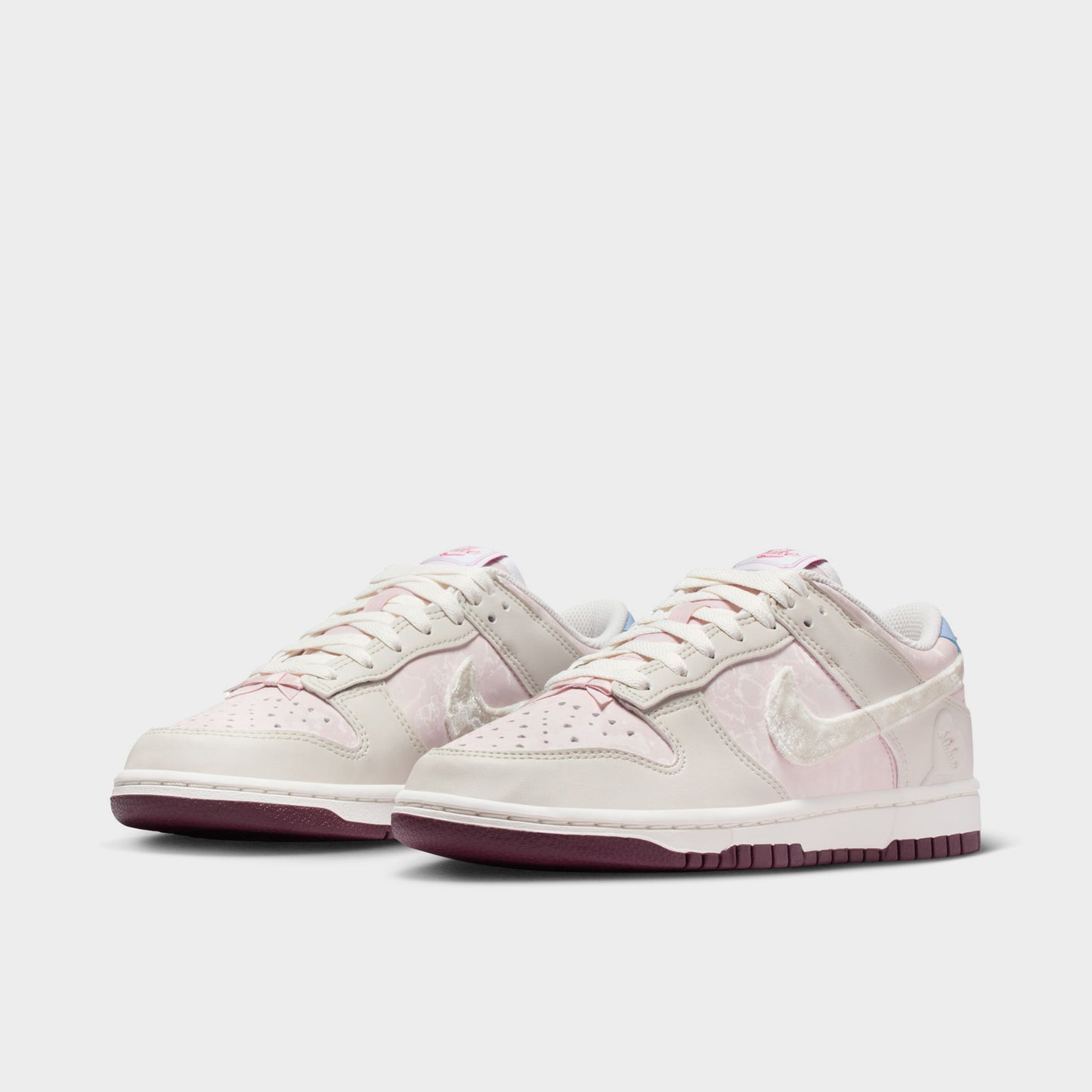 Nike Women's Dunk Low Silt Red / Sail - Light Bone