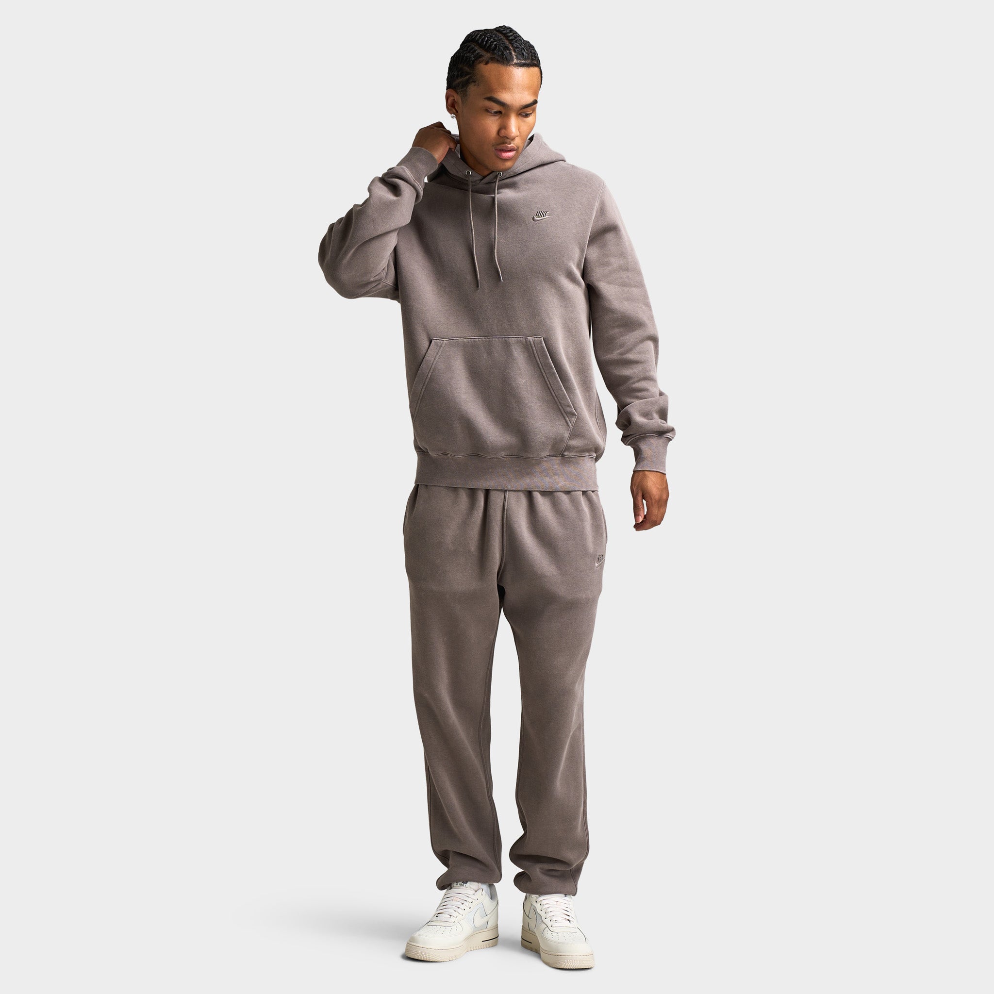 nike club cuffed joggers in stone