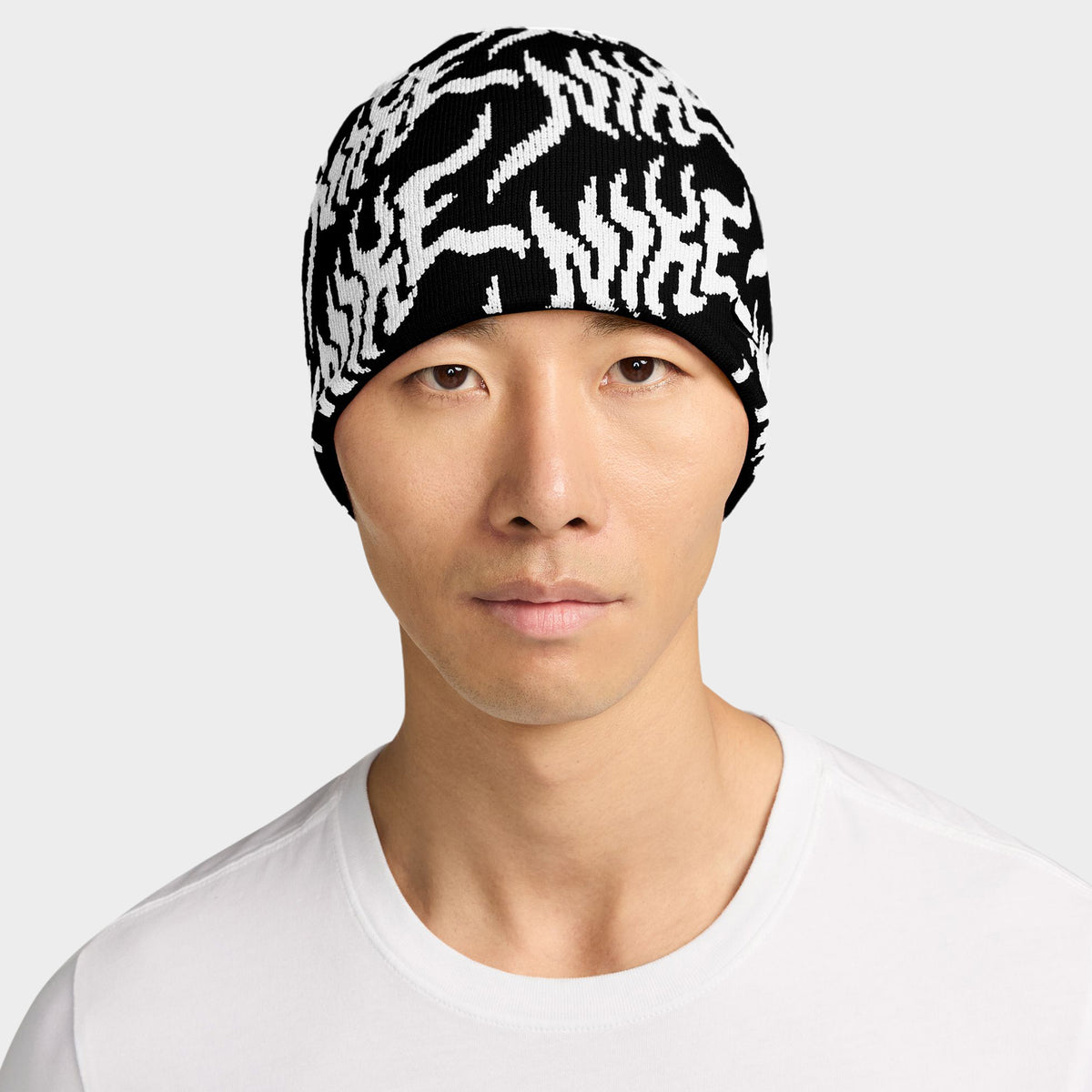 Nike Peak Tuque UC GFX Noir / Blanc