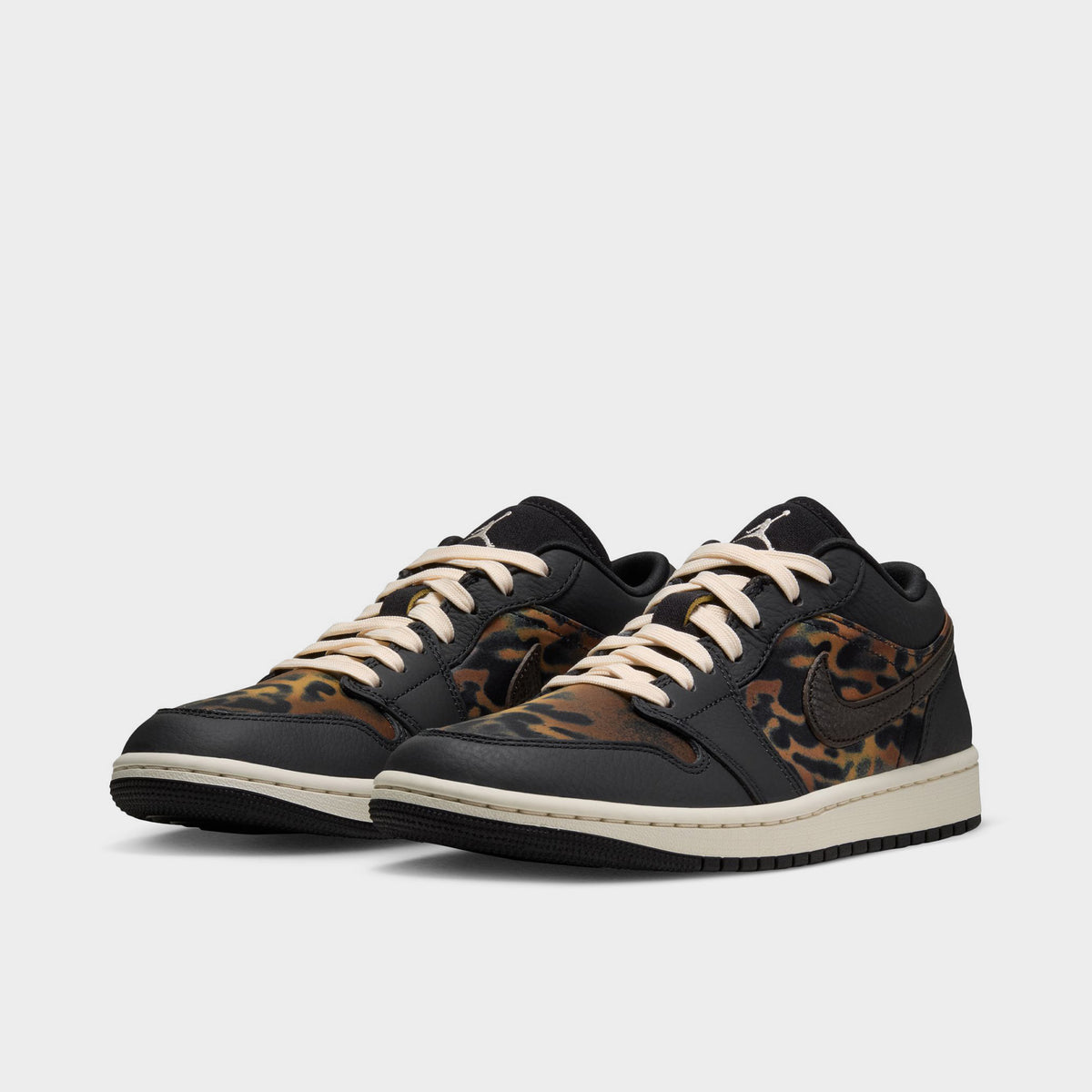 Jordan Femme 1 Low SE Noir / Craie - Brun Velours