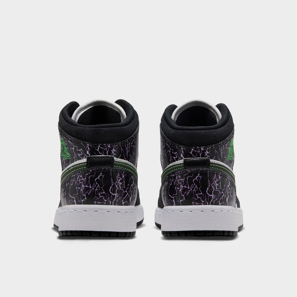 Jordan 1 Mid SE GS Noir / Vert Criard - Blanc Sommet