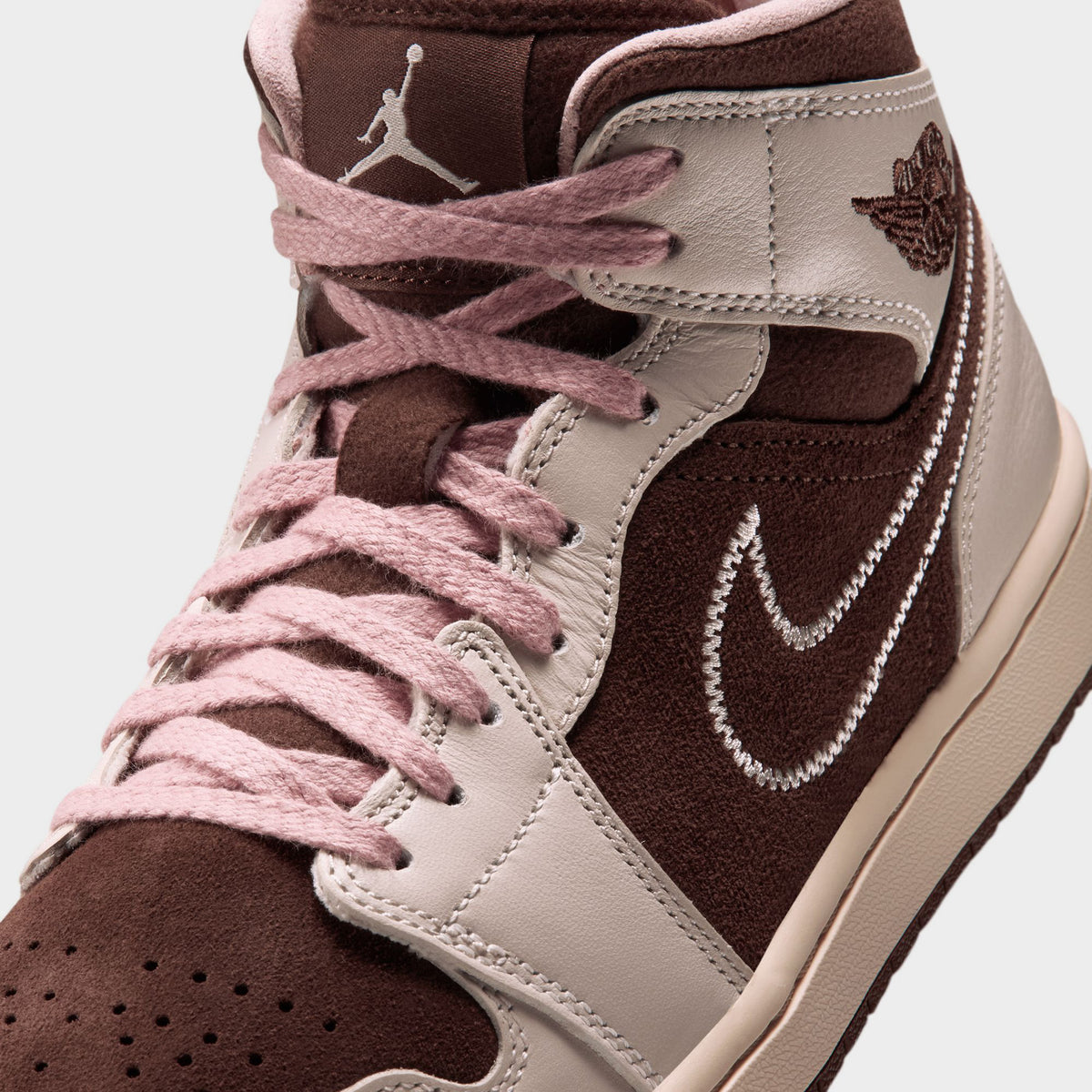 Jordan AJ 1 Mid Femme Cacao Wow / Blanc Perle - Rose Rouille