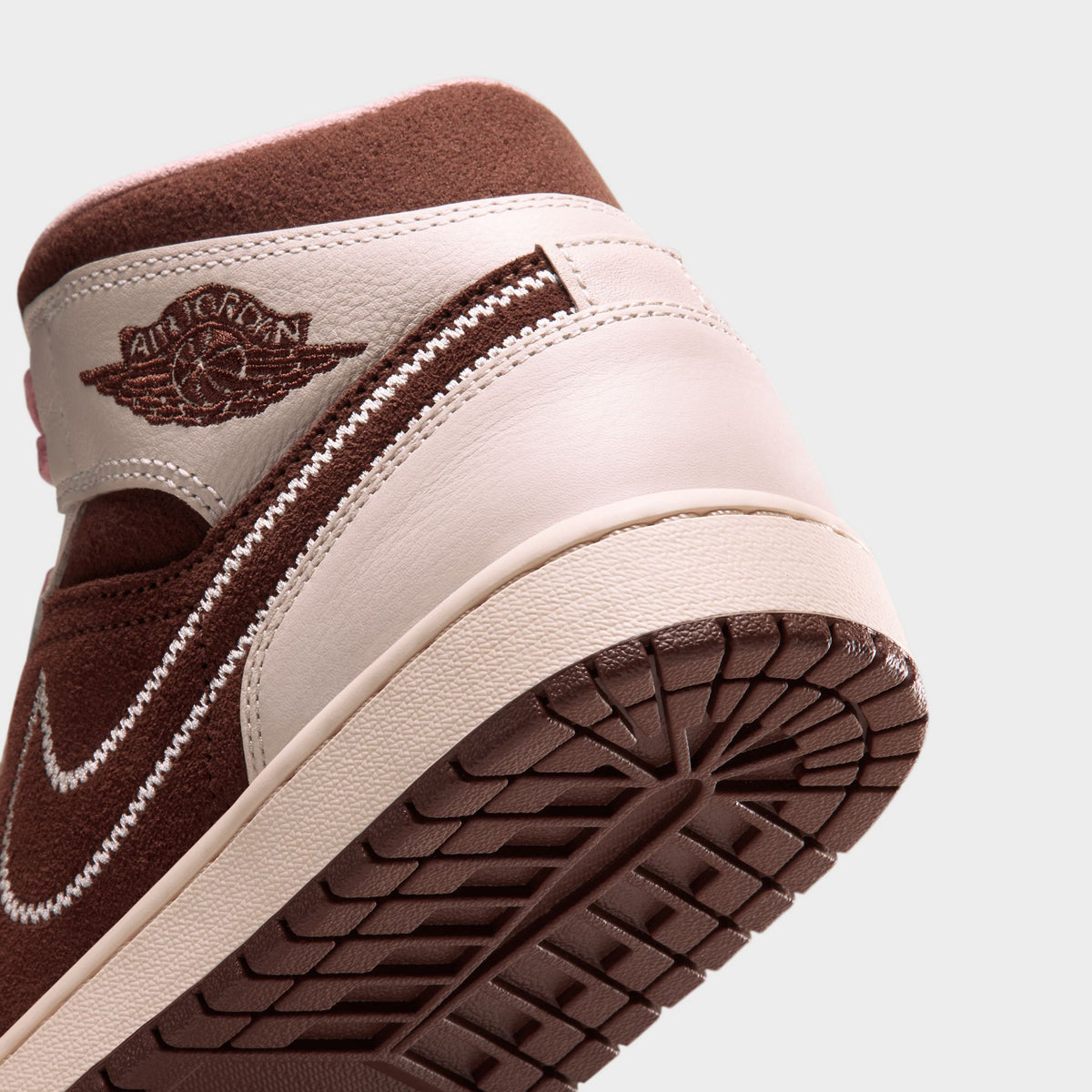 Jordan AJ 1 Mid Femme Cacao Wow / Blanc Perle - Rose Rouille