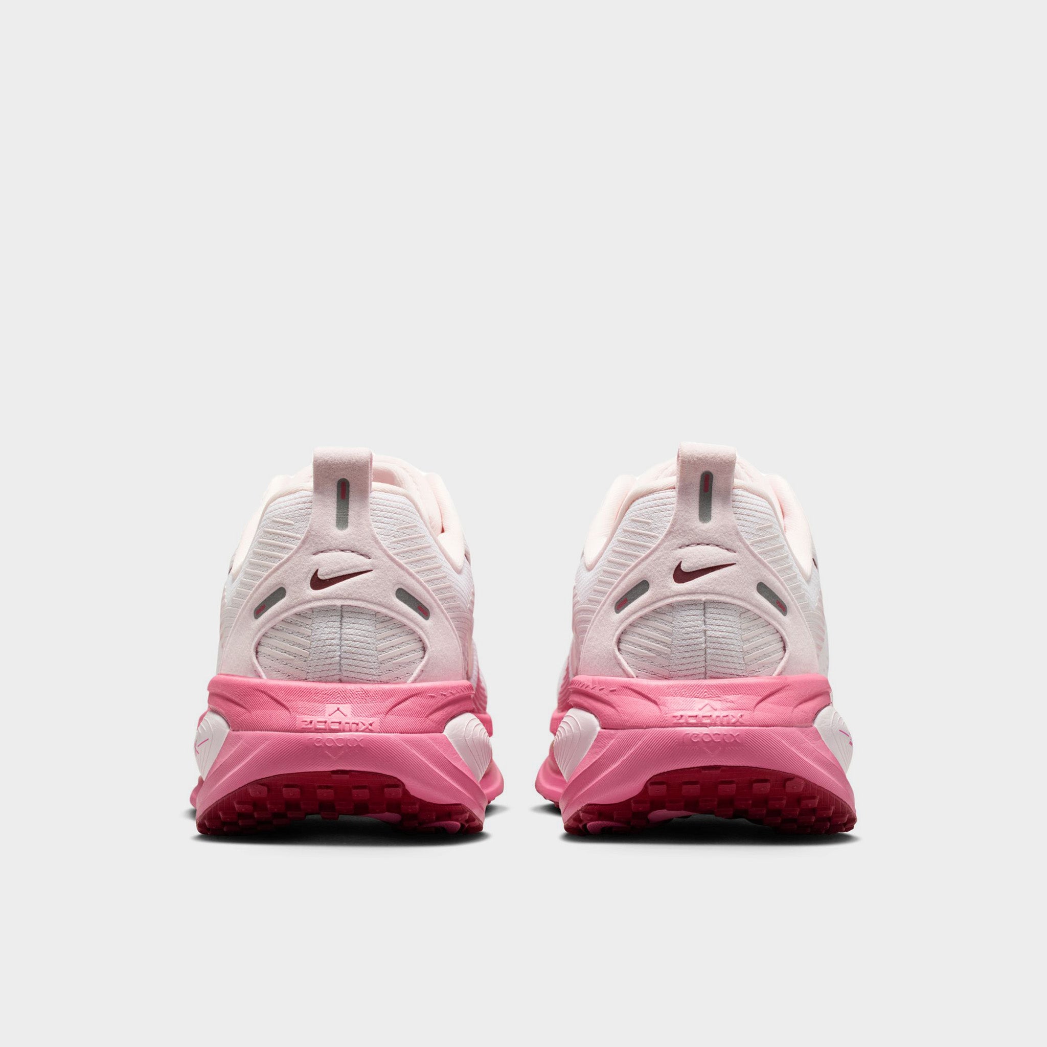 【 25cm】　Nike GS Vomero 18 \"Pink “ Nike Vomero 18 - Girls' Grade School | Foot Locker Canada