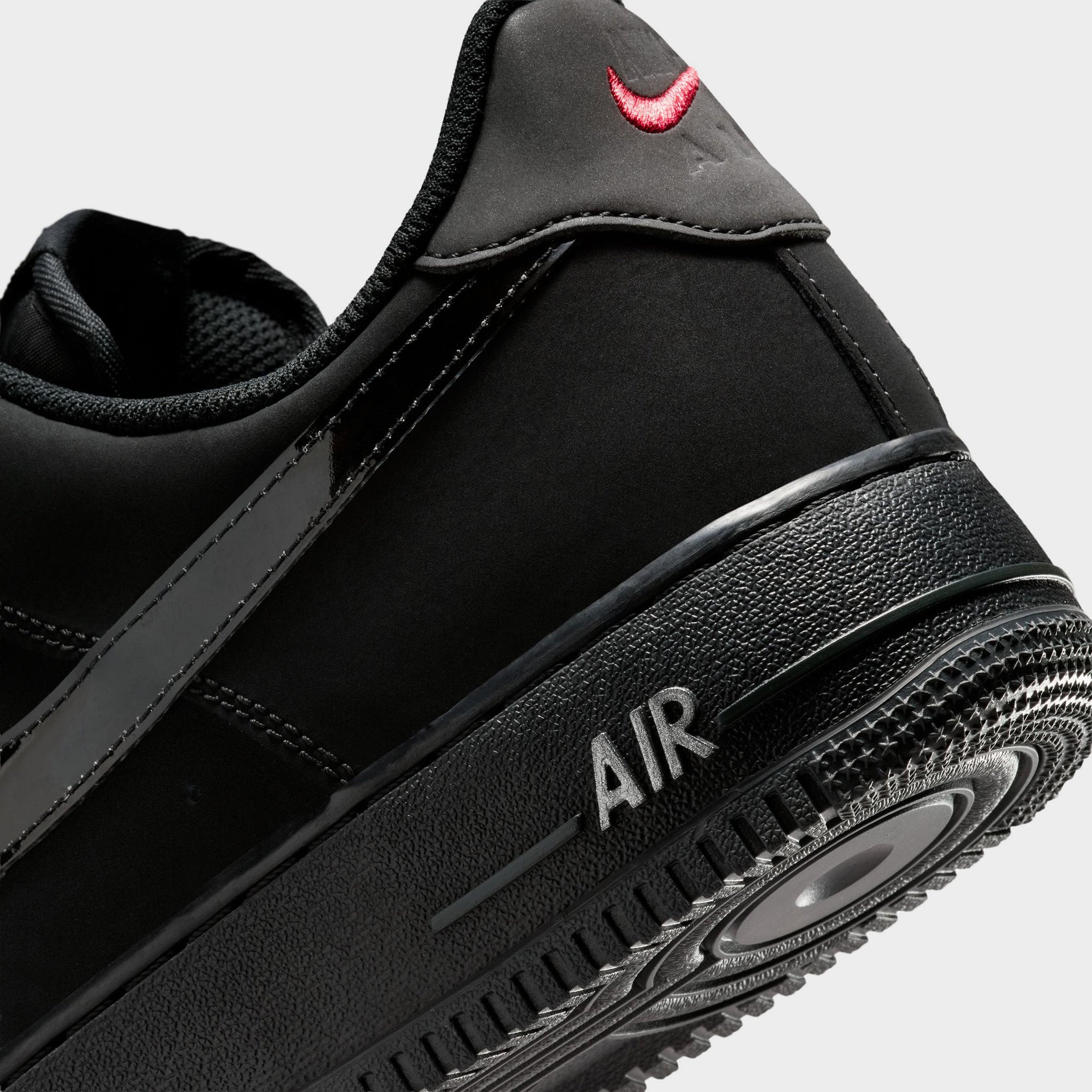 Nike Air Force 1 Black / Black - Dark Smoke Grey – JD Sports