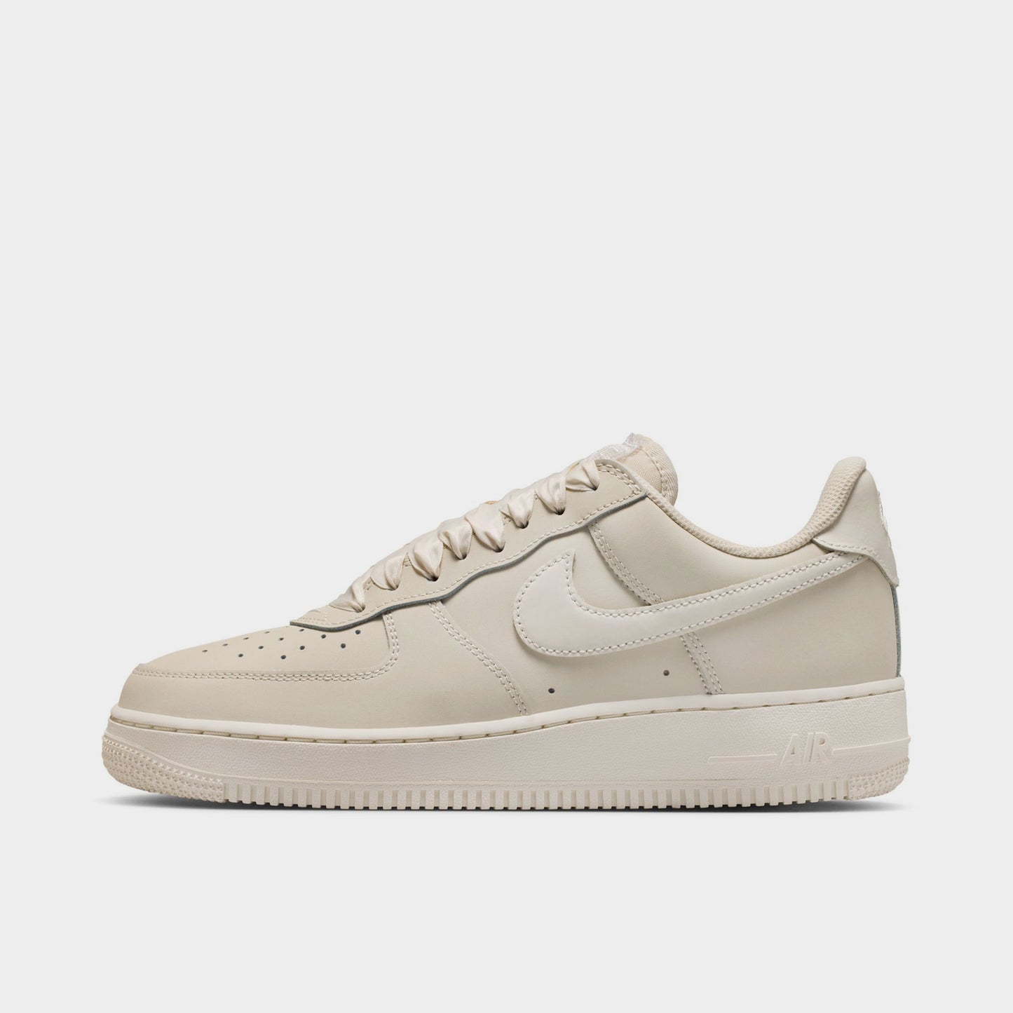 Nike Femmes Air Force 1 Rétro Avoine / Ivoire Pâle - Avoine