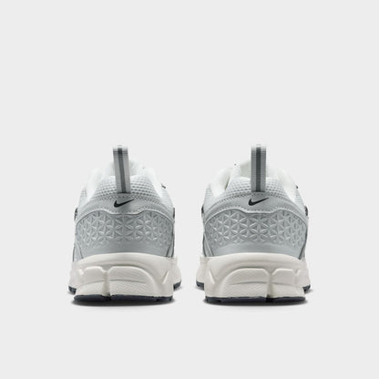 Nike Vomero 5 PS Poussière de photons / Chrome Gridiron - Voile
