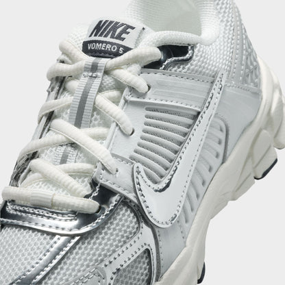 Nike Vomero 5 PS Poussière de photons / Chrome Gridiron - Voile