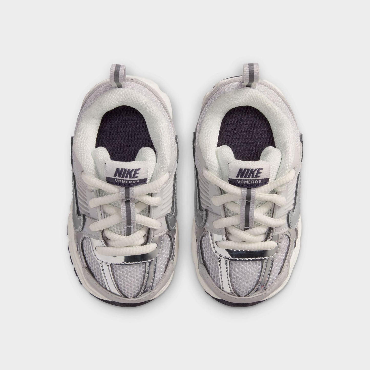 Nike Vomero 5 TD Poussière de Photons / Grille Chromée - Voile