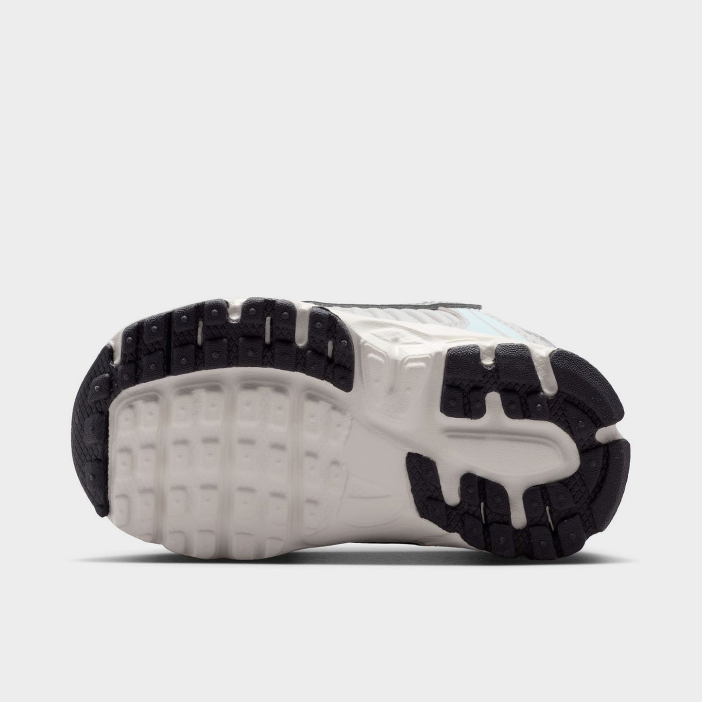 Nike Vomero 5 TD Poussière de Photons / Grille Chromée - Voile
