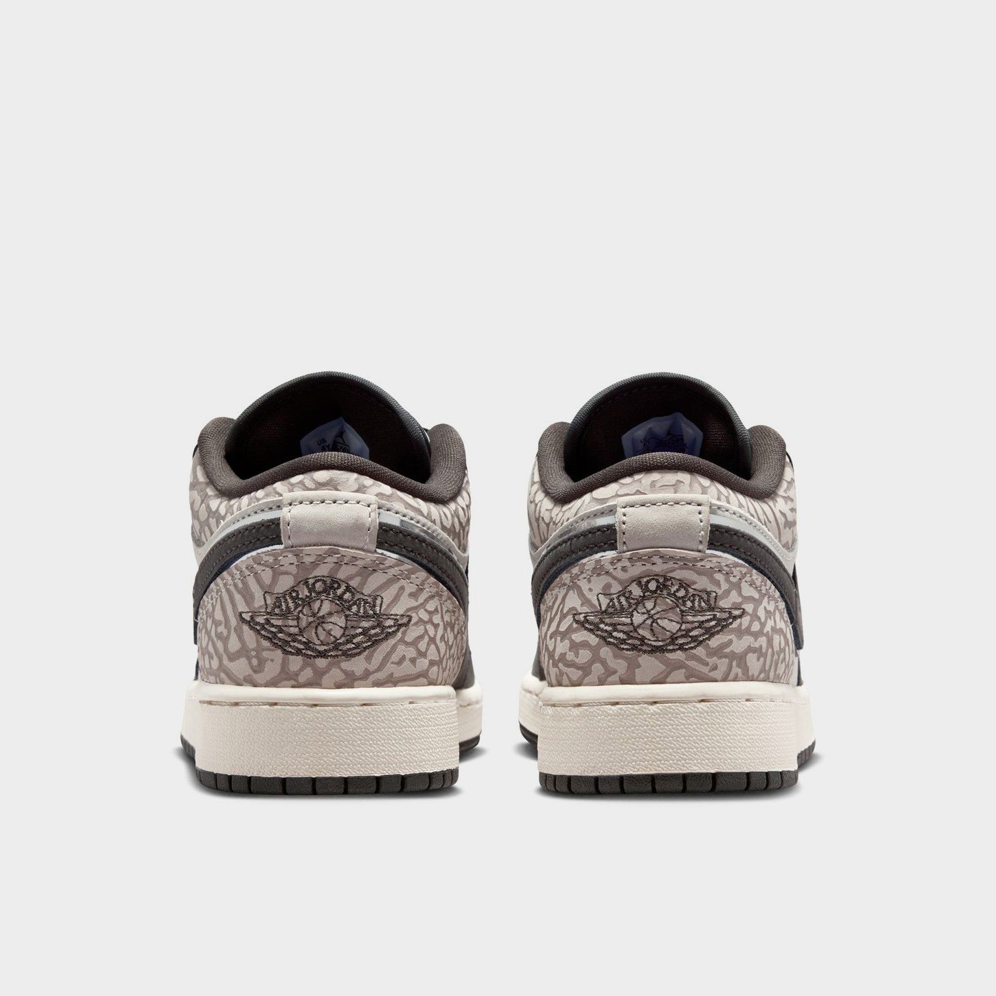 Jordan 1 Low SE GS Sail / Infrared - Deep Pewter – JD Sports