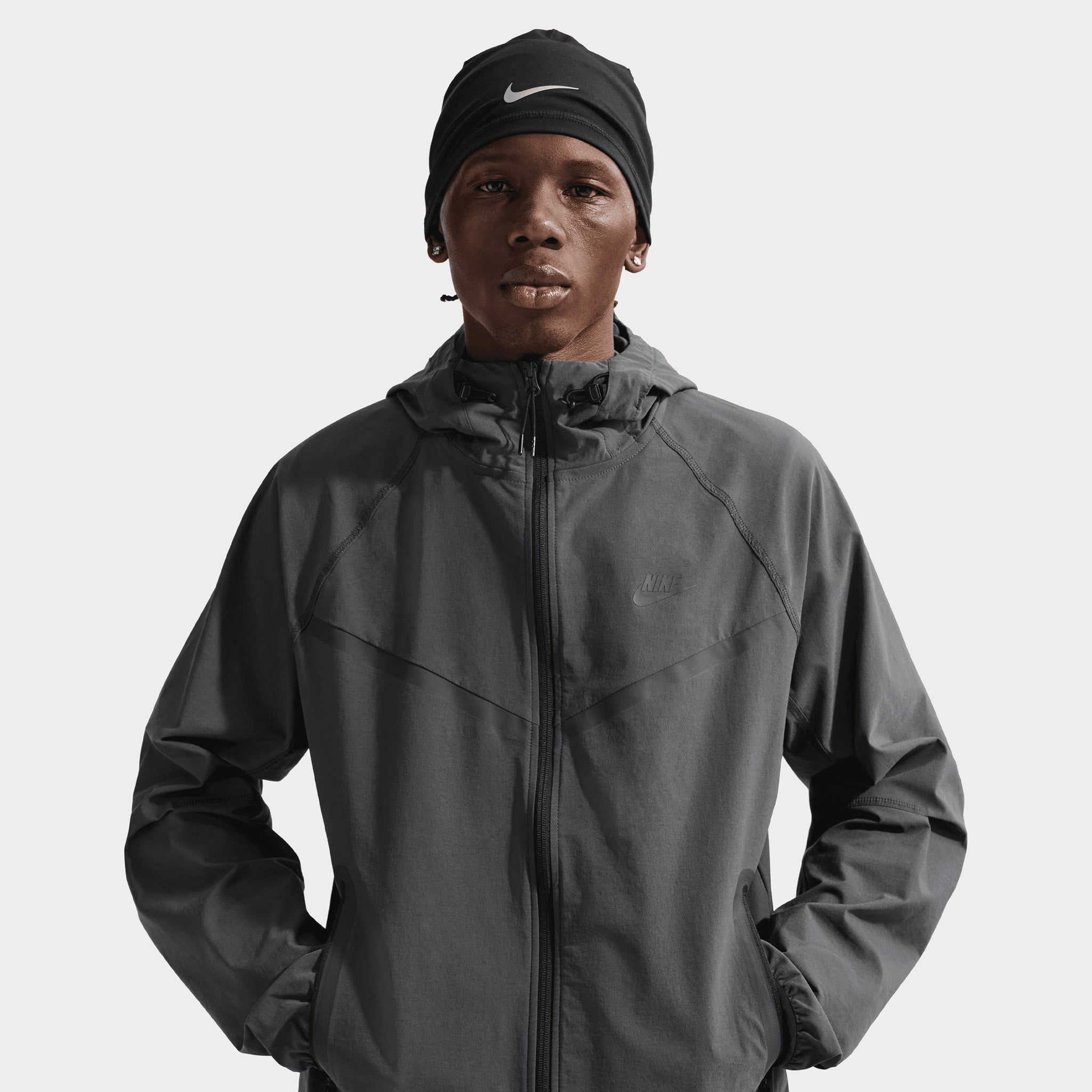 Nike Dri-FIT Woven Full-Zip Windrunner Jacket Black / Black – JD