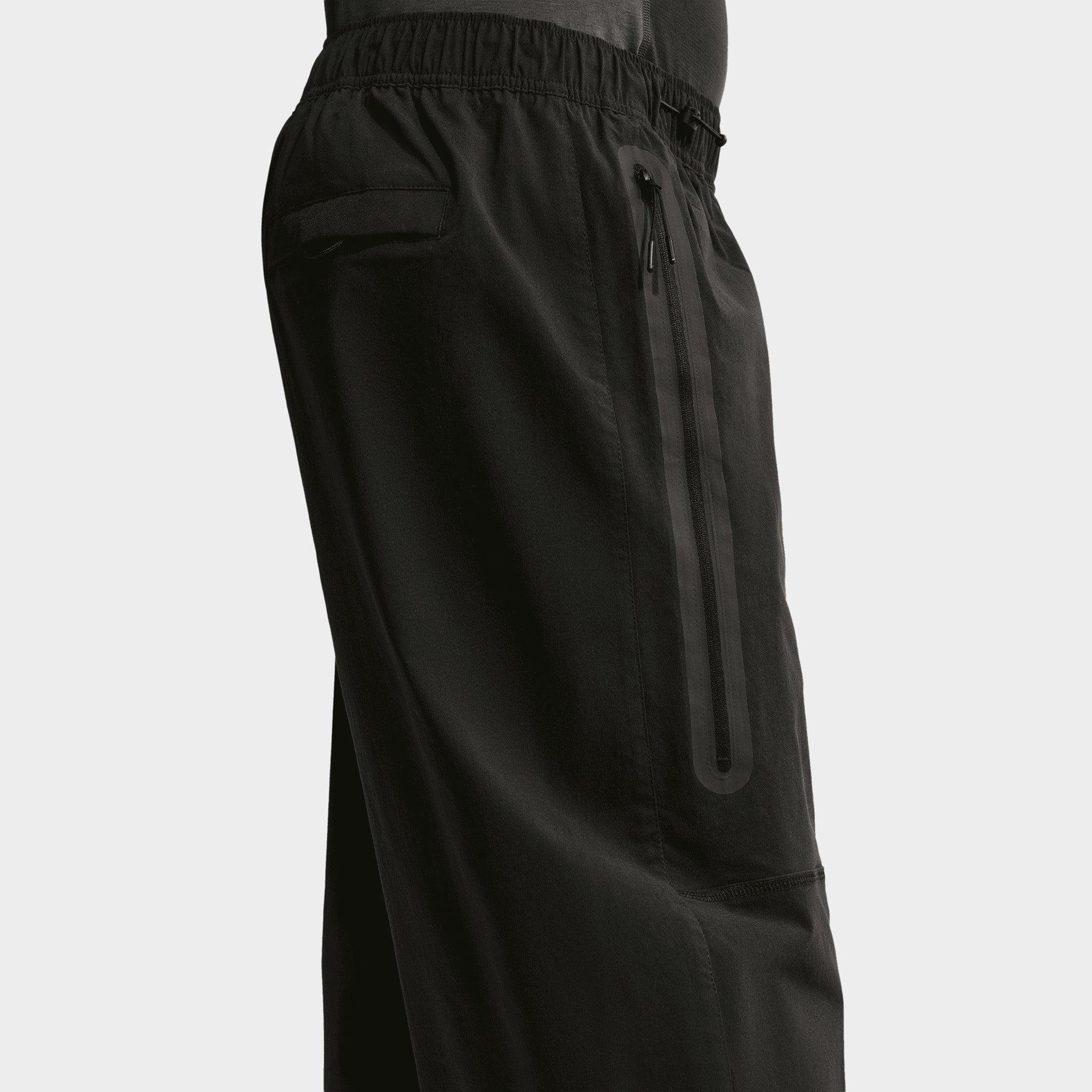 Nike Tech Woven Pants / Black / Black – JD Sports