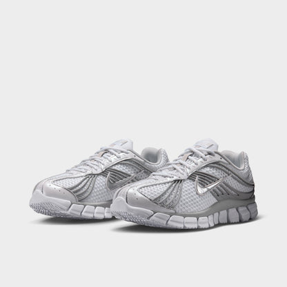 Nike Women's Skylon 11 White / Metallic Silver - Grey Fog