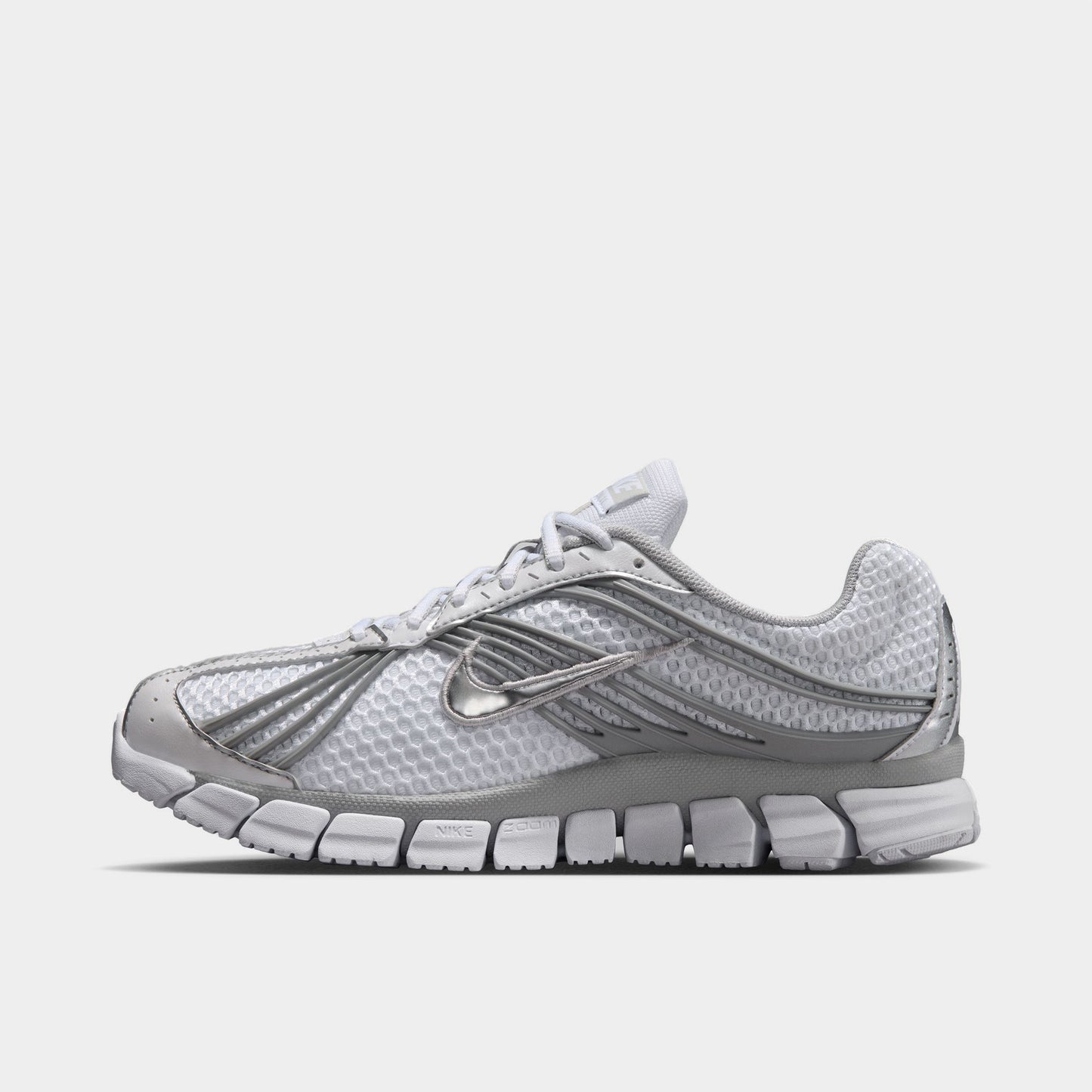 Nike Women's Skylon 11 White / Metallic Silver - Grey Fog