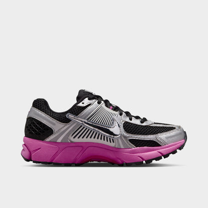 Nike Femme Zoom Vomero 5 Noir cassé / Argent métallique - Rose vif