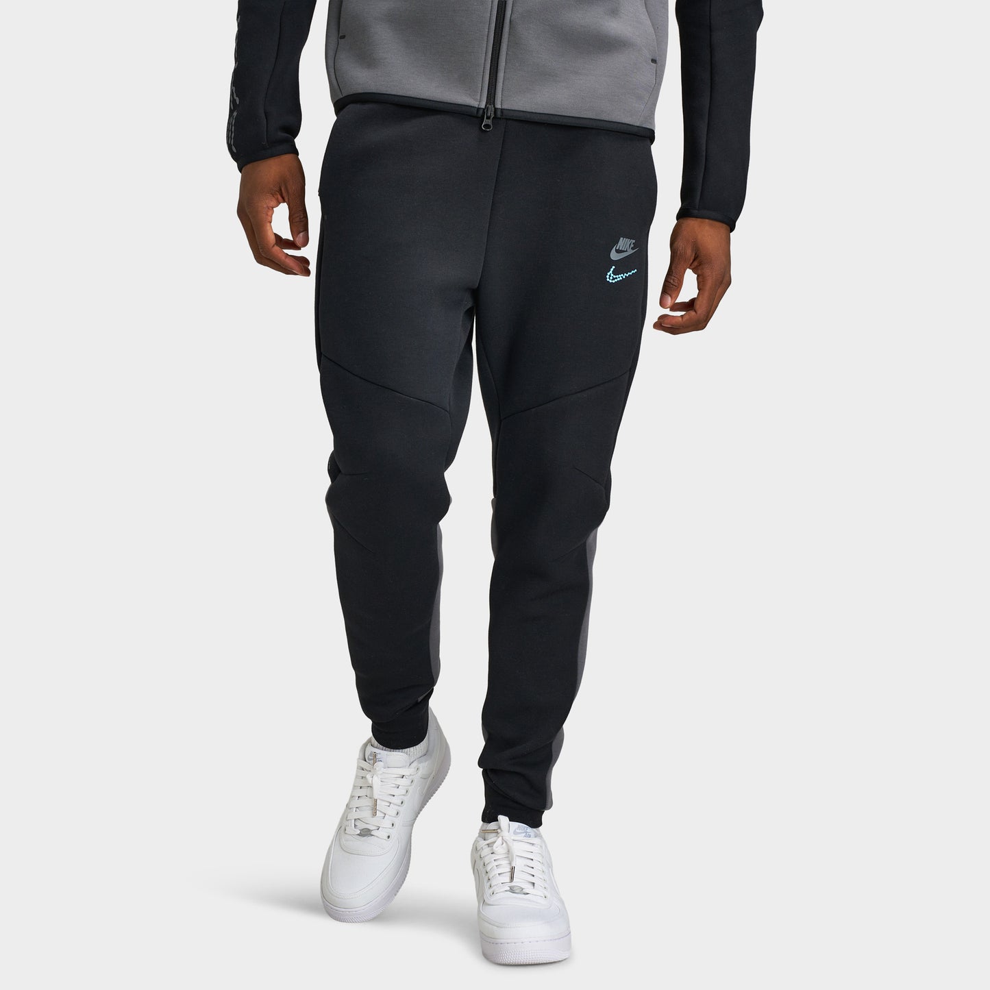 Nike Tech Fleece Joggers Black / Iron Grey