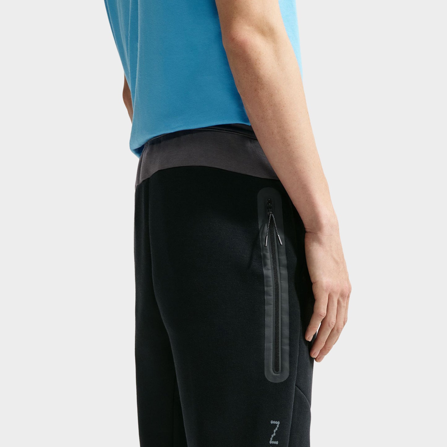 Nike Tech Fleece Joggers Black / Iron Grey