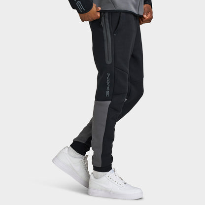 Nike Tech Fleece Joggers Black / Iron Grey