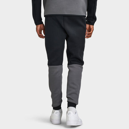 Nike Tech Fleece Joggers Black / Iron Grey