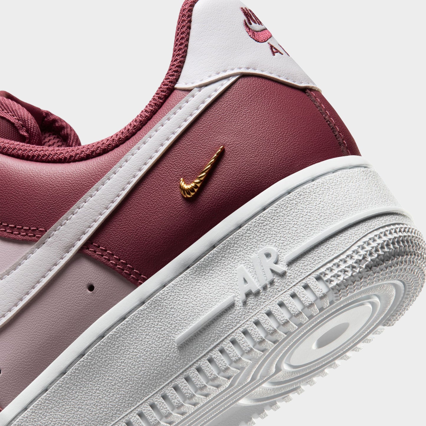 Nike Women's Air Force 1 07 Pink Smoke / White - Bleached Lilac