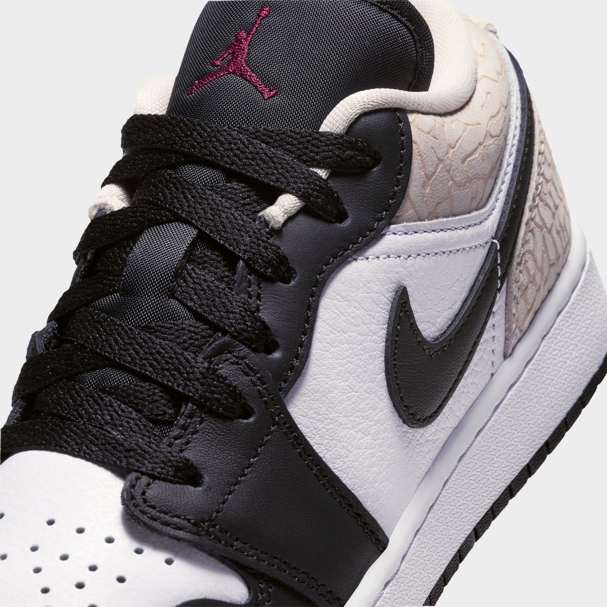 Jordan 1 Mid SE GS Noir / Rouge Équipe - Gomme