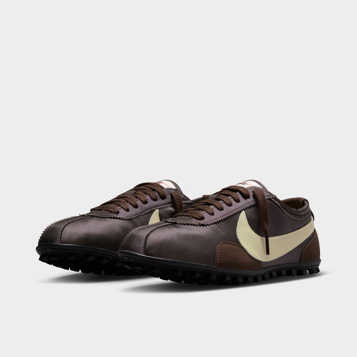 Nike Moon Shoe OG pour femmes Brun baroque / Cachemire - Noir