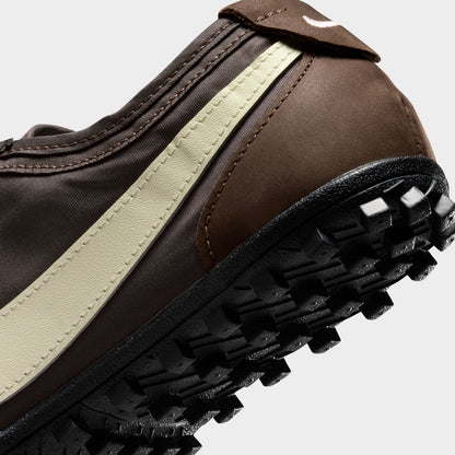 Nike Moon Shoe OG pour femmes Brun baroque / Cachemire - Noir
