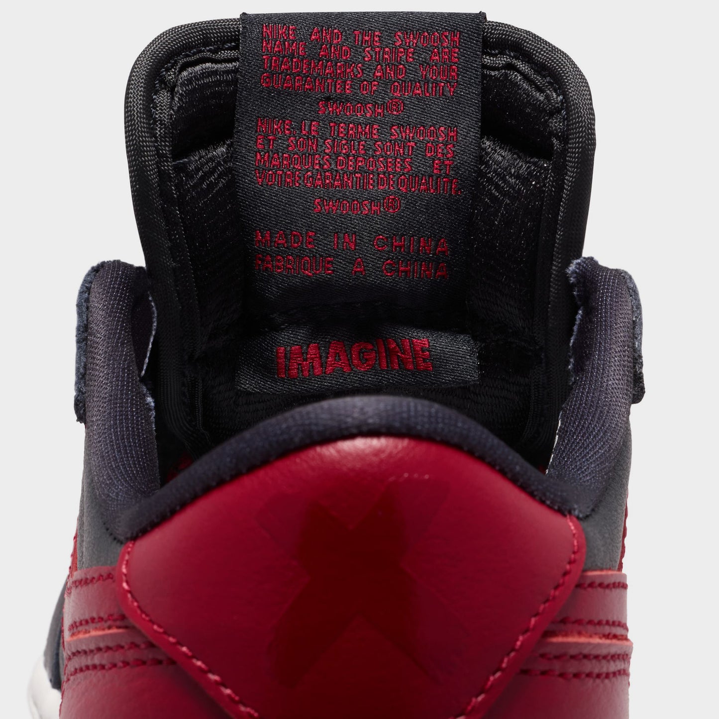 Jordan 1 Low OG Retro GS Noir / Noir - Rouge Varsity