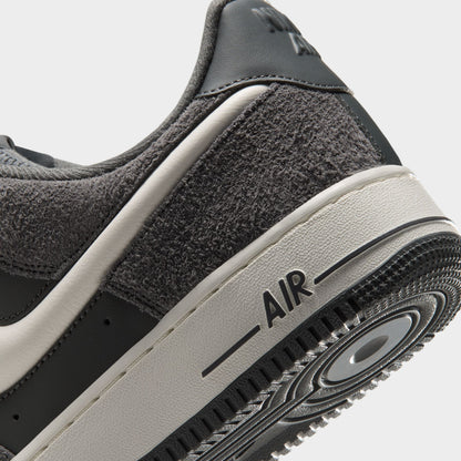 Nike Air Force 1 '07 LV8 Gris Fer / Voile