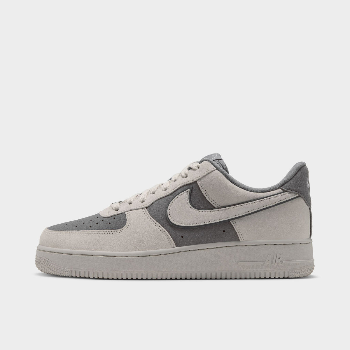 Nike Air Force 1 '07 LV8 Gris Fumée / Os Clair