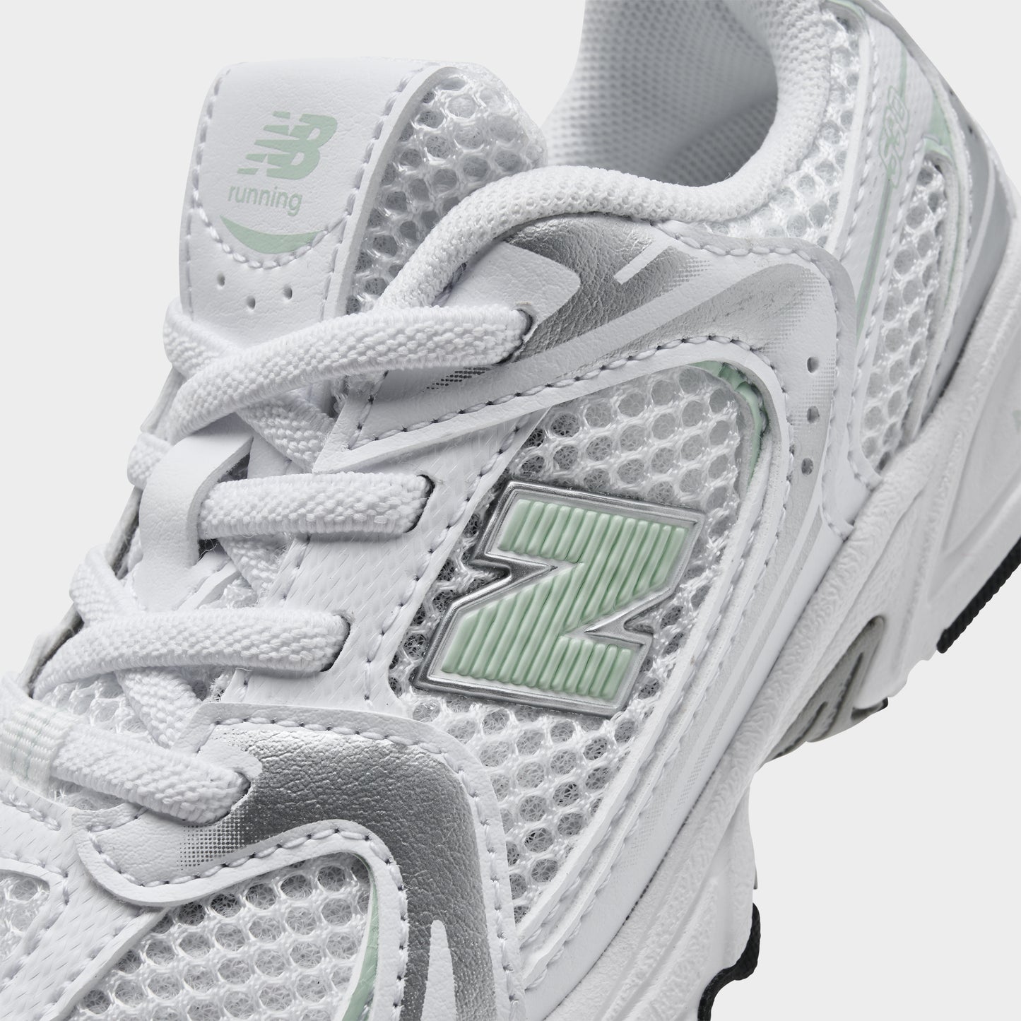 New Balance 530 pour enfants Blanc / Argent