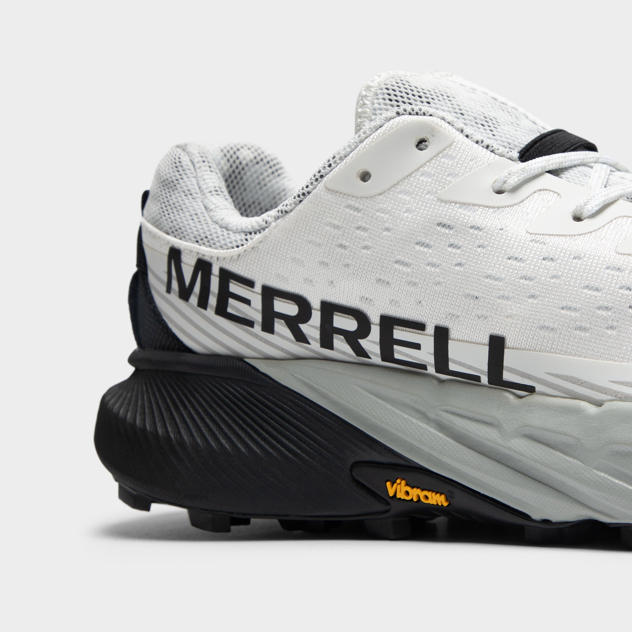 Merrell Agility Peak 5 Ash / Black – JD Sports