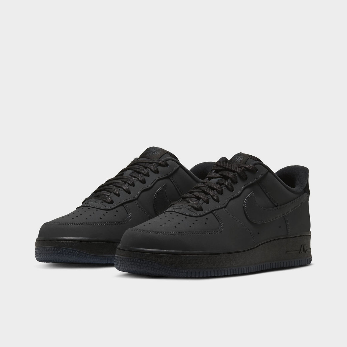 Nike Air Force 1 '07 LV8 Noir / Noir