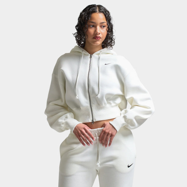 WOMEN'S CLOTHING