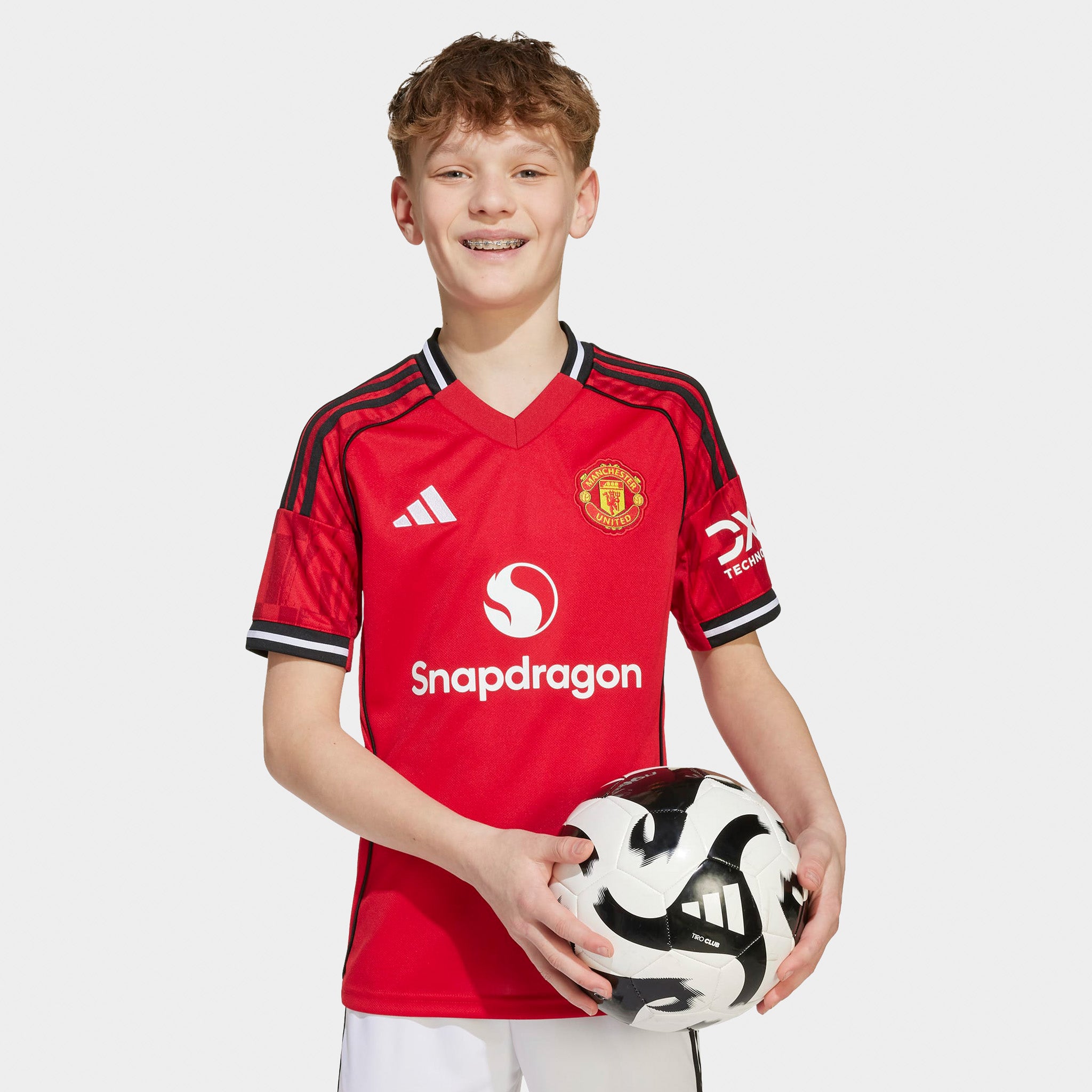 adidas Juniors' Manchester United Jersey Youth / MUFC Red – JD Sports