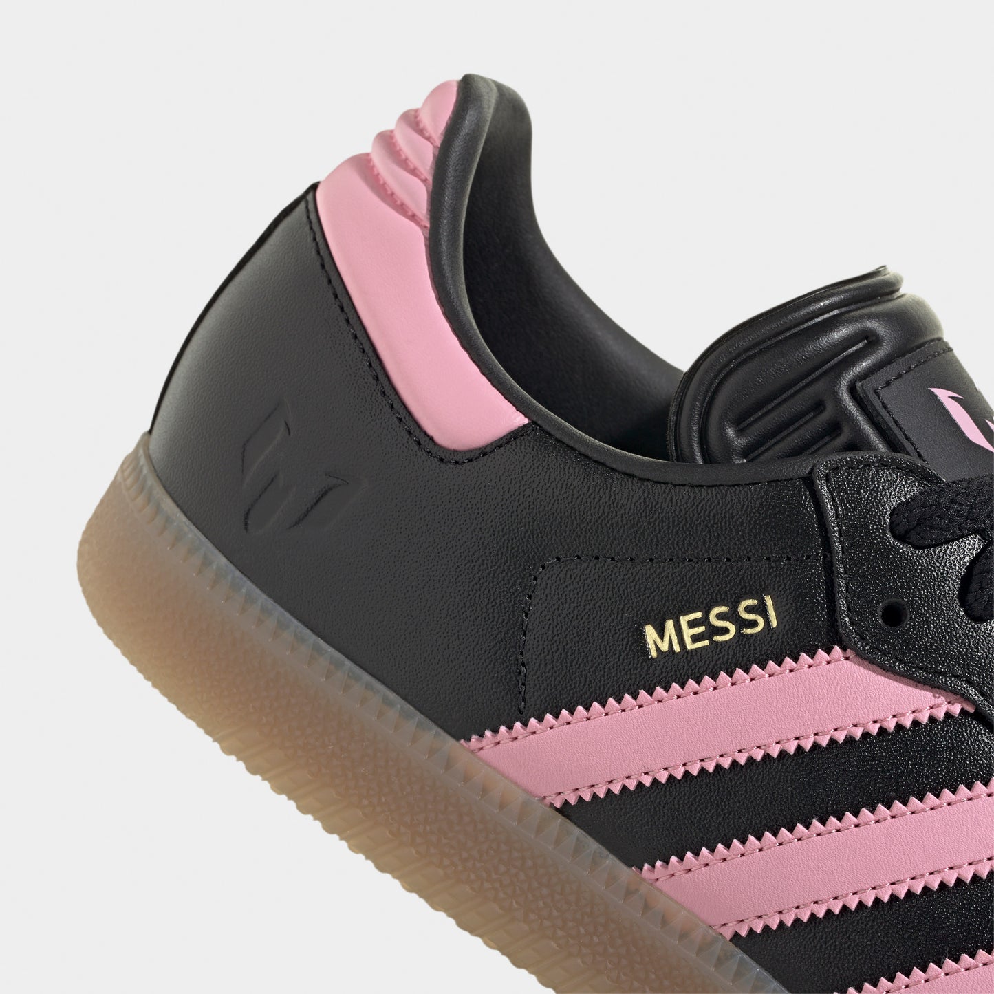 adidas Samba Messi Black / Gold