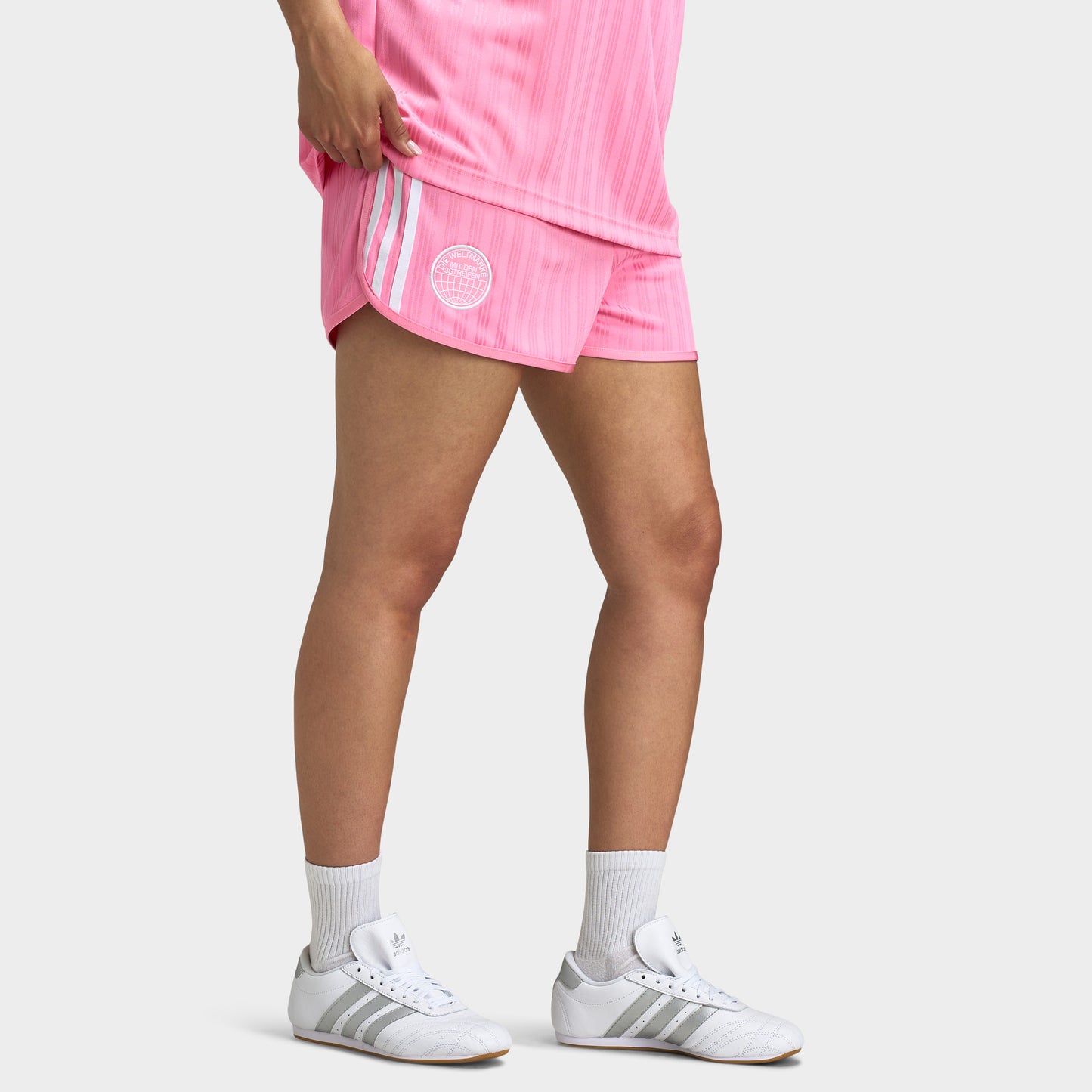 adidas Women's Sprinter Shorts / Bliss Pink
