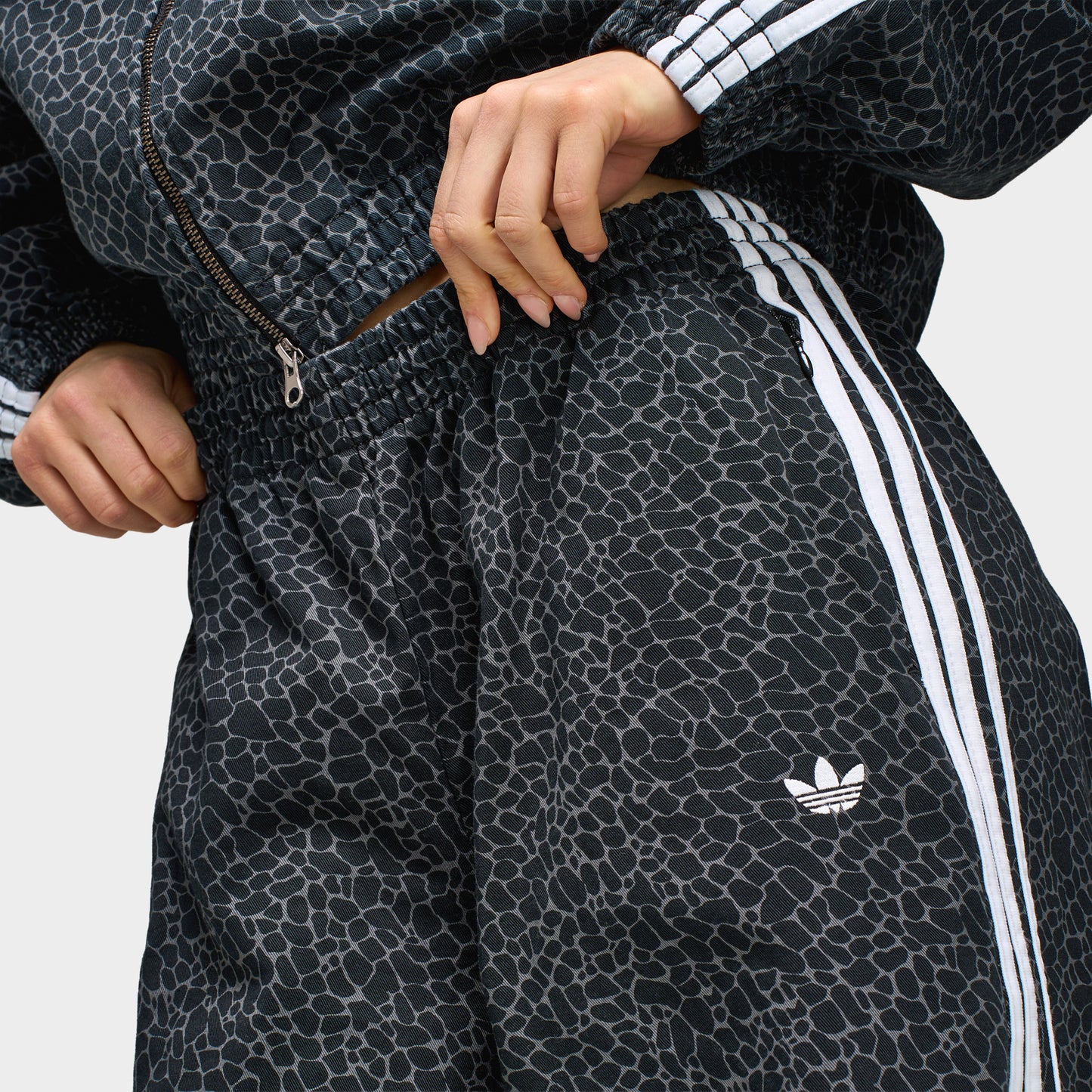 Adidas Women's Firebird Oversized AOP Denim Black / Grey Six